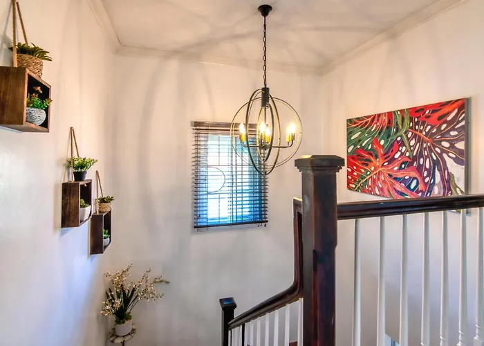 Vacation Getaway In Mango Walk Country Club Apartment