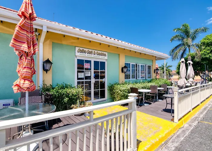 Vacation Getaway In Mango Walk Country Club Apartment *